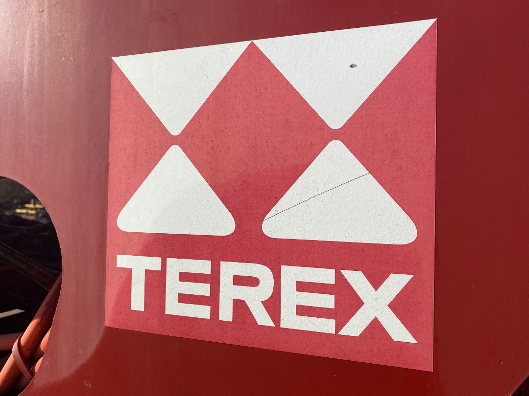 2004 GMC T7500 - Image 28